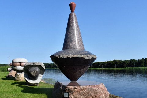 1.10. ! | Bagātīga BOLDERĀJAS apkaimes ekskursija kopā ar gidu Jāni Riekstiņu! Spilvas lidostas, Daugavgrīvas cietokšņa apskate. Paula Jaunzema akmens skulptūru parks uc!